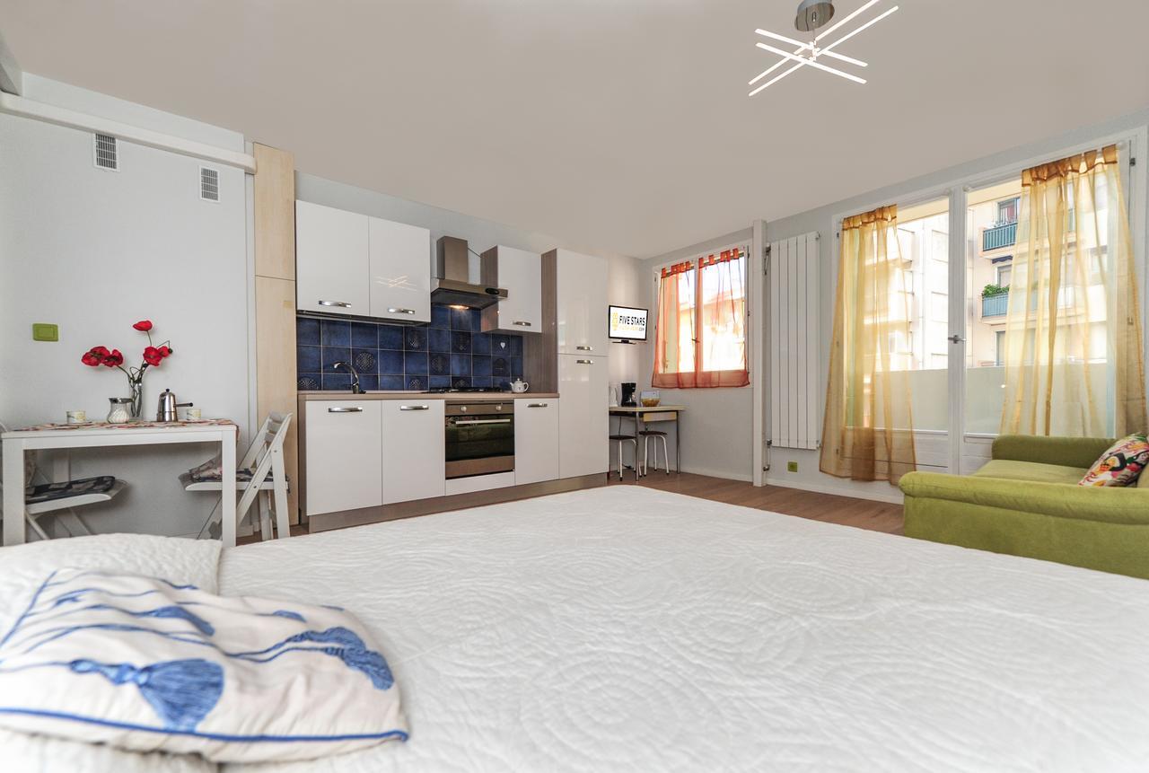 Blue Lagon Five Stars Holiday House Nizza Exterior foto